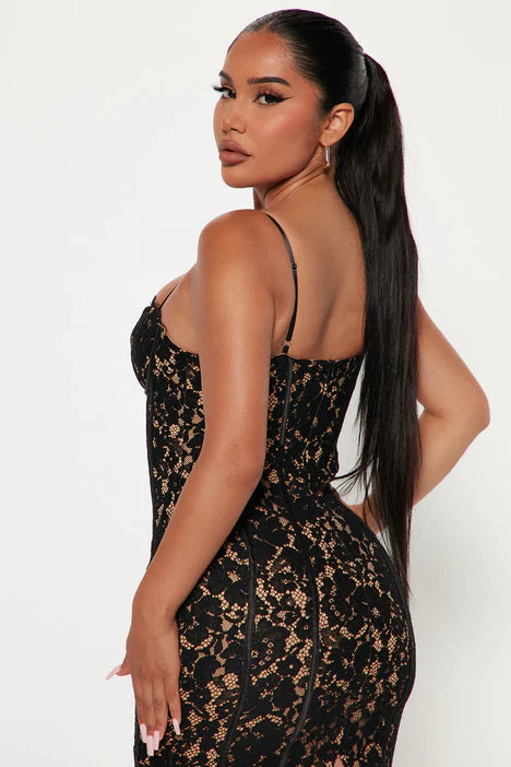 Lady In Lace Midi Dress - Black