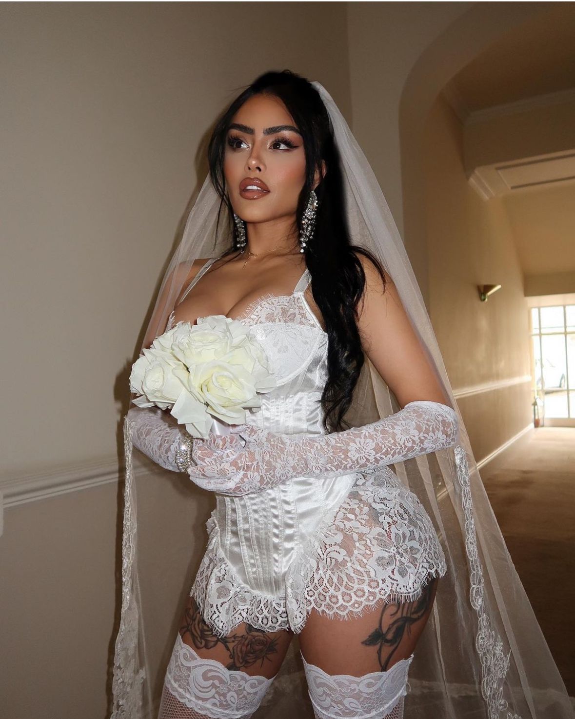 Costume bride