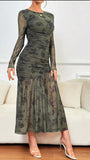 Elegant dress with floral details