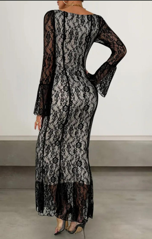 Elegant black lace dress with sleeves