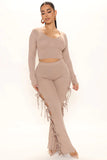 2 pieces, beige