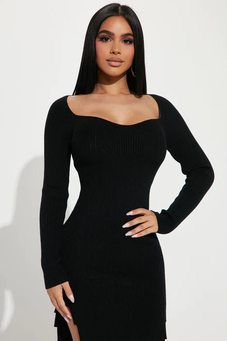 Seduction Pullover Dress - Black