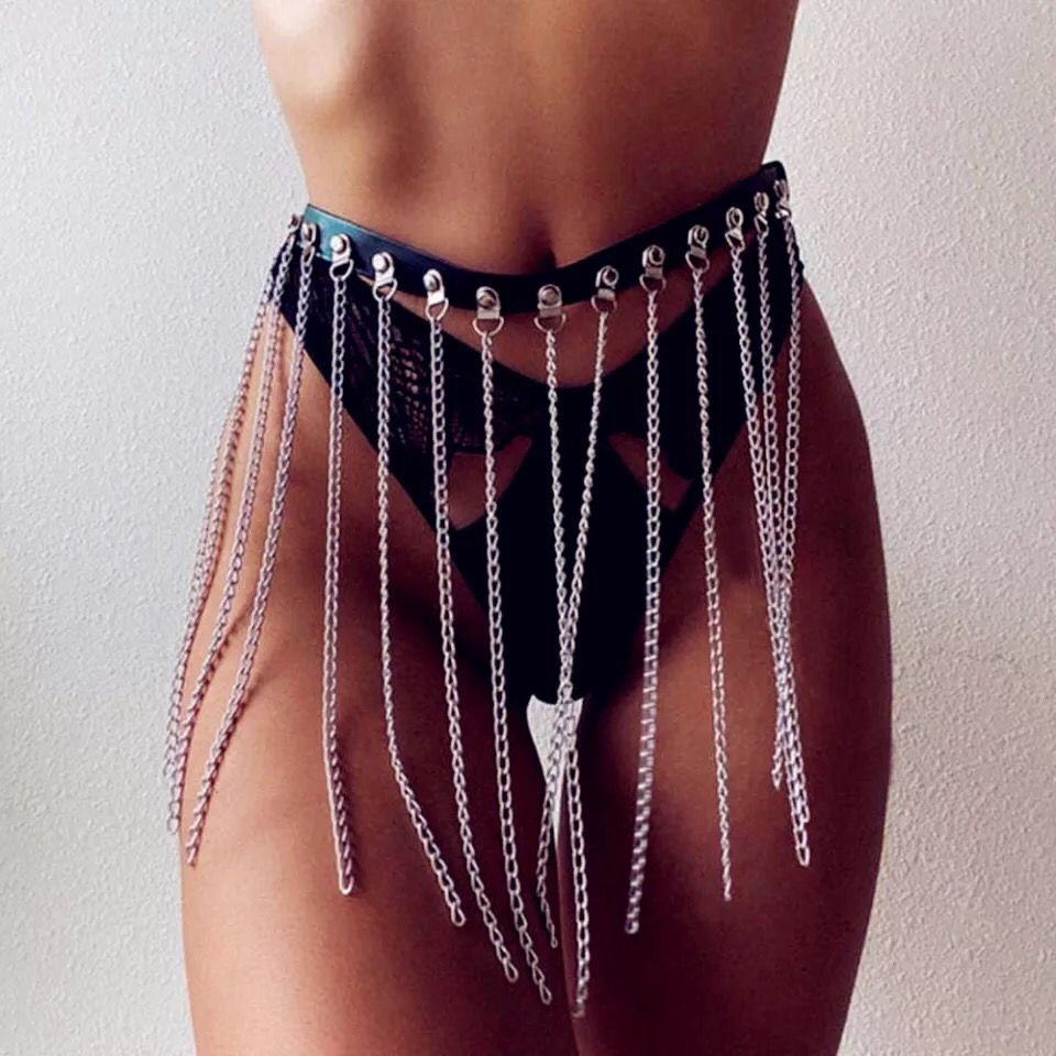 Sexy accessories chains